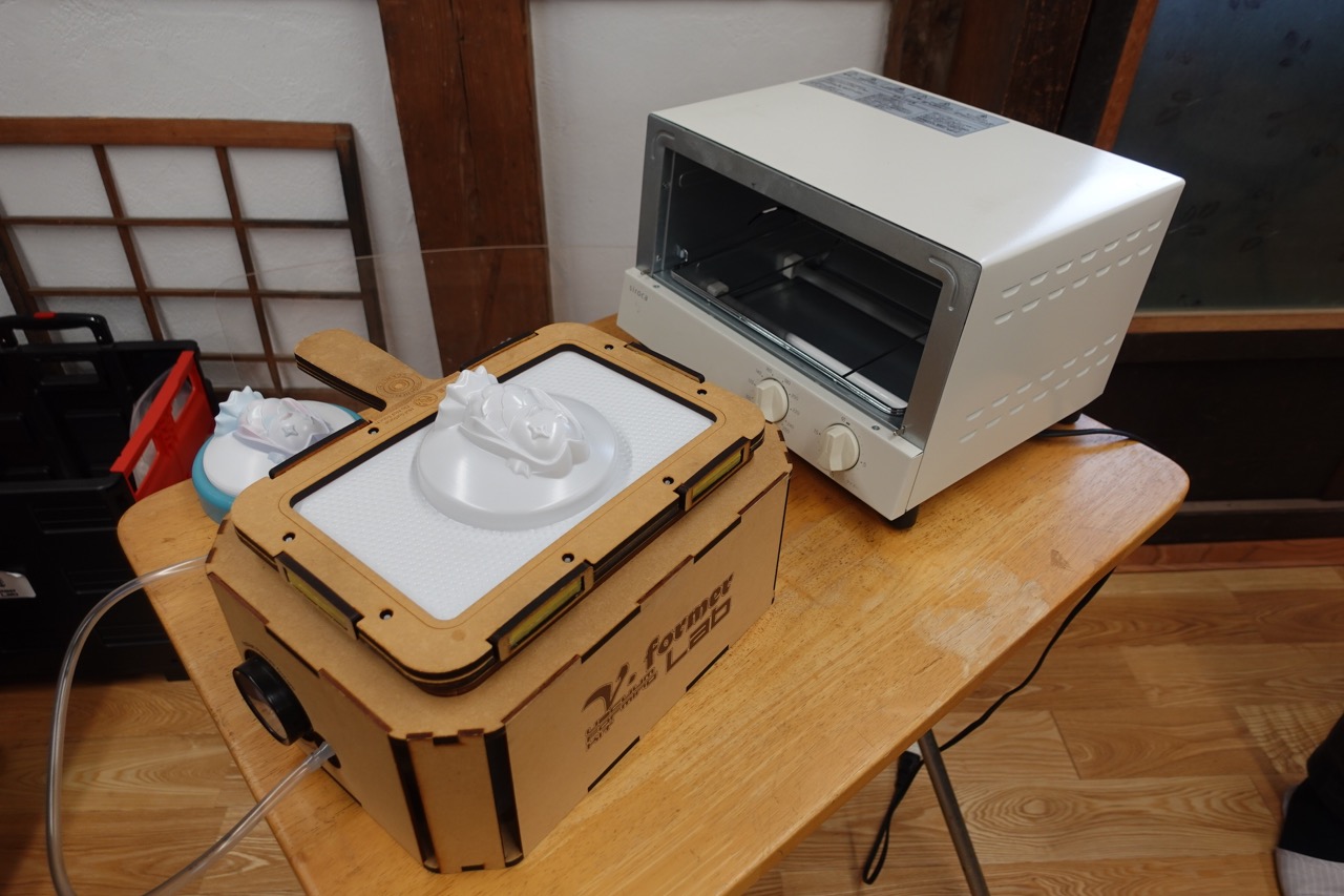 手動真空成形機