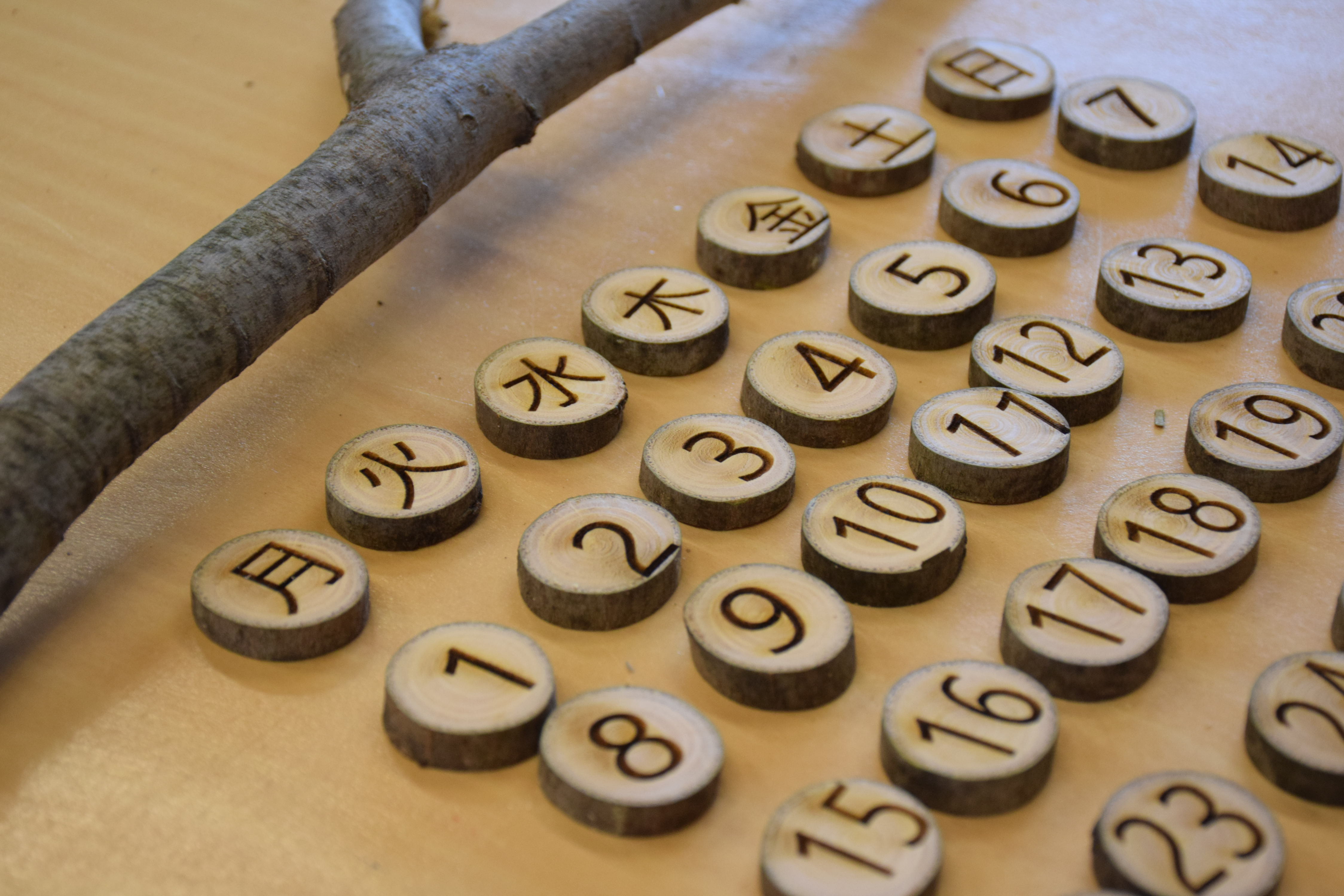 【製作事例紹介】手作りの木製カレンダー製作♪